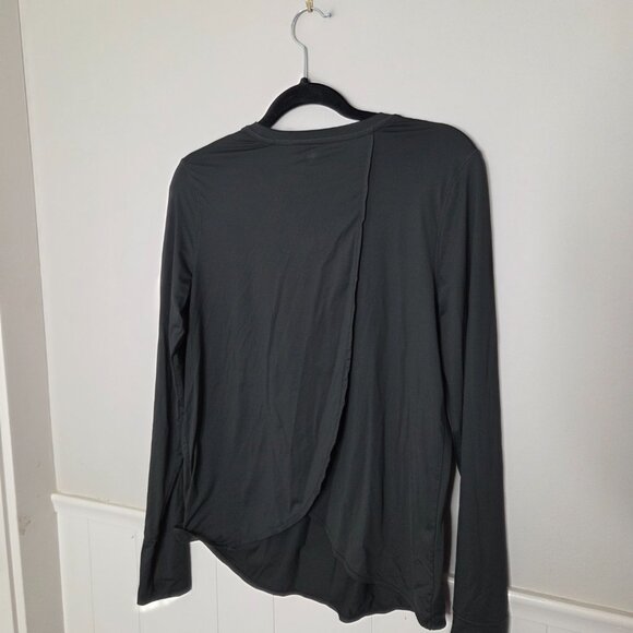 ATHLETA Solid Grey Sunlover UPF Tulip Back Top - Picture 6 of 7